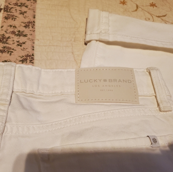 Mid rise cropped jeans - Picture 5 of 5